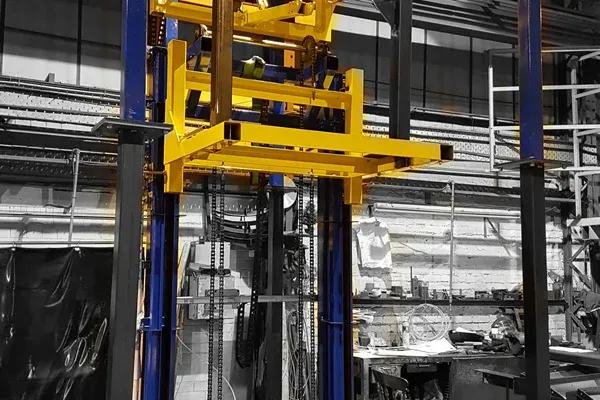 Unità di sollevamento per ascensori