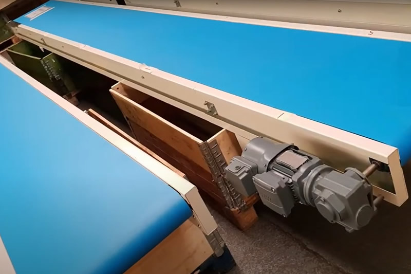 Nastri trasportatori in PVC per molteplici applicazioni