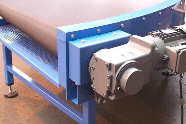 Curve a cinghia per impieghi gravosi TR200